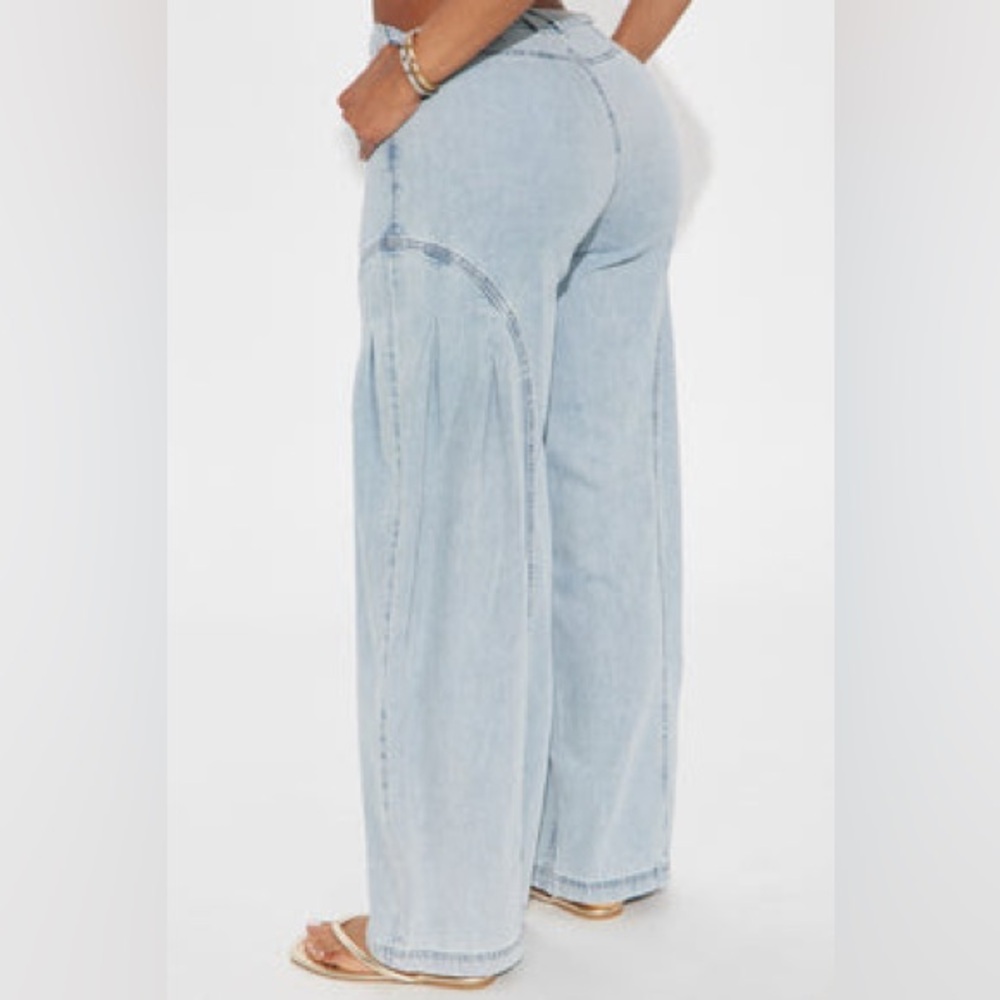 Fashion Nova 	 	
For Shore Loose Flowy Denim Wide Leg Jeans - Light Wash